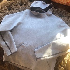 Lululemon Men’s Medium Hoodie
